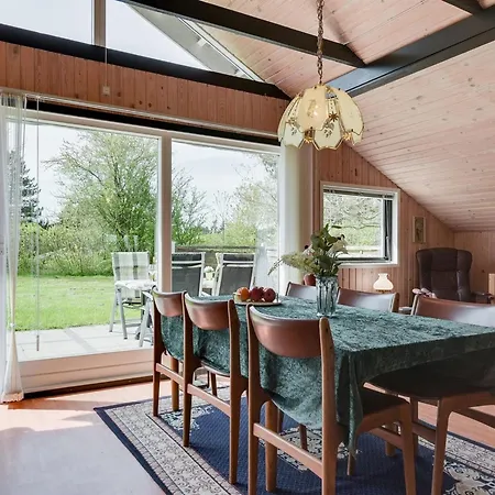 Hébergement de vacances Henna - 550m To The Fjord By Interhome